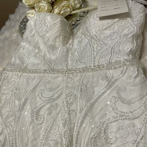 Wedding dress